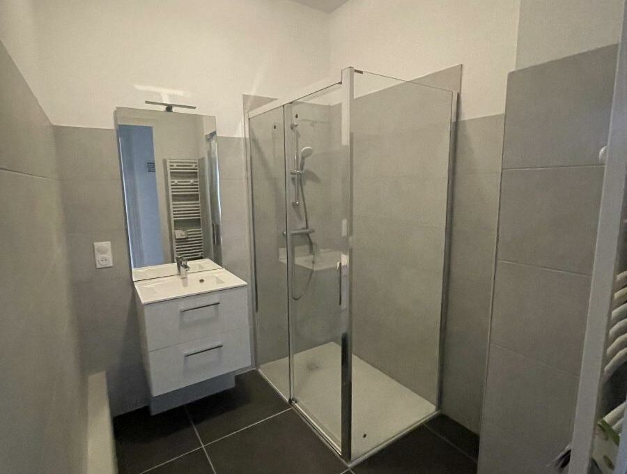 salle_d_eau-10537450393604793793