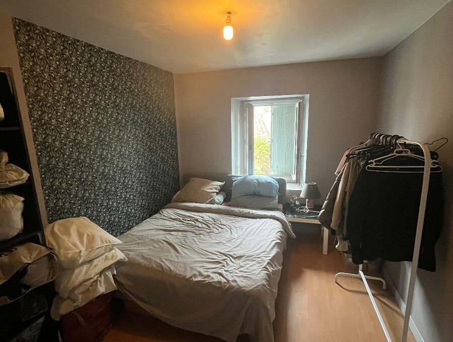 90-T2_LOCATAIRE_CHALON_CHAMBRE-7778383601523038811