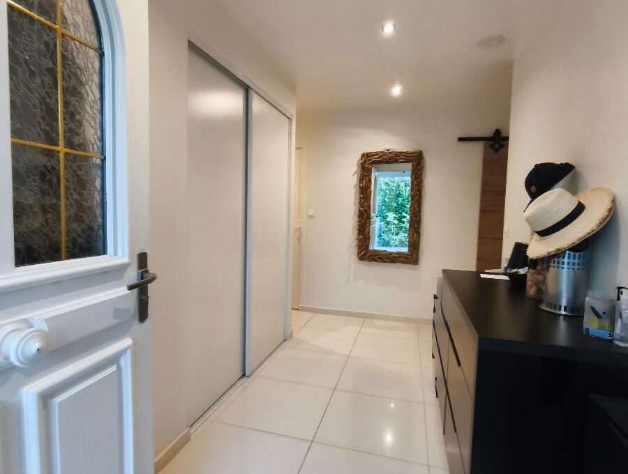 IMG_20251024_170946-9878941292968087661