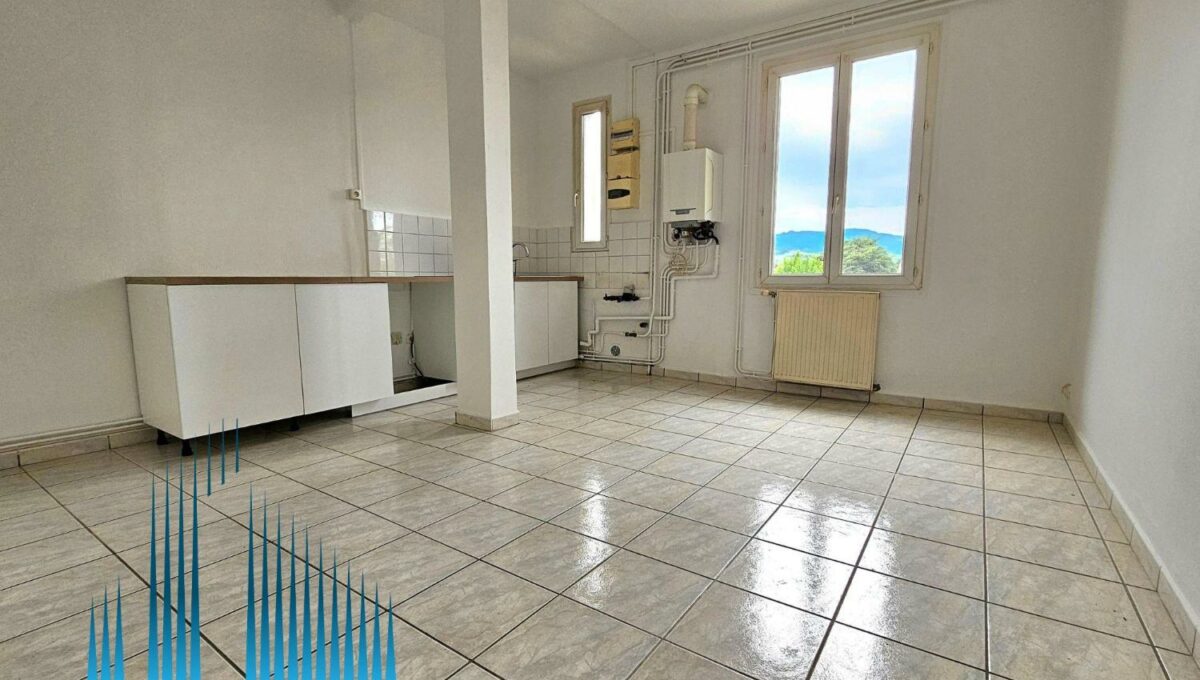 01_176-13226318387534553414