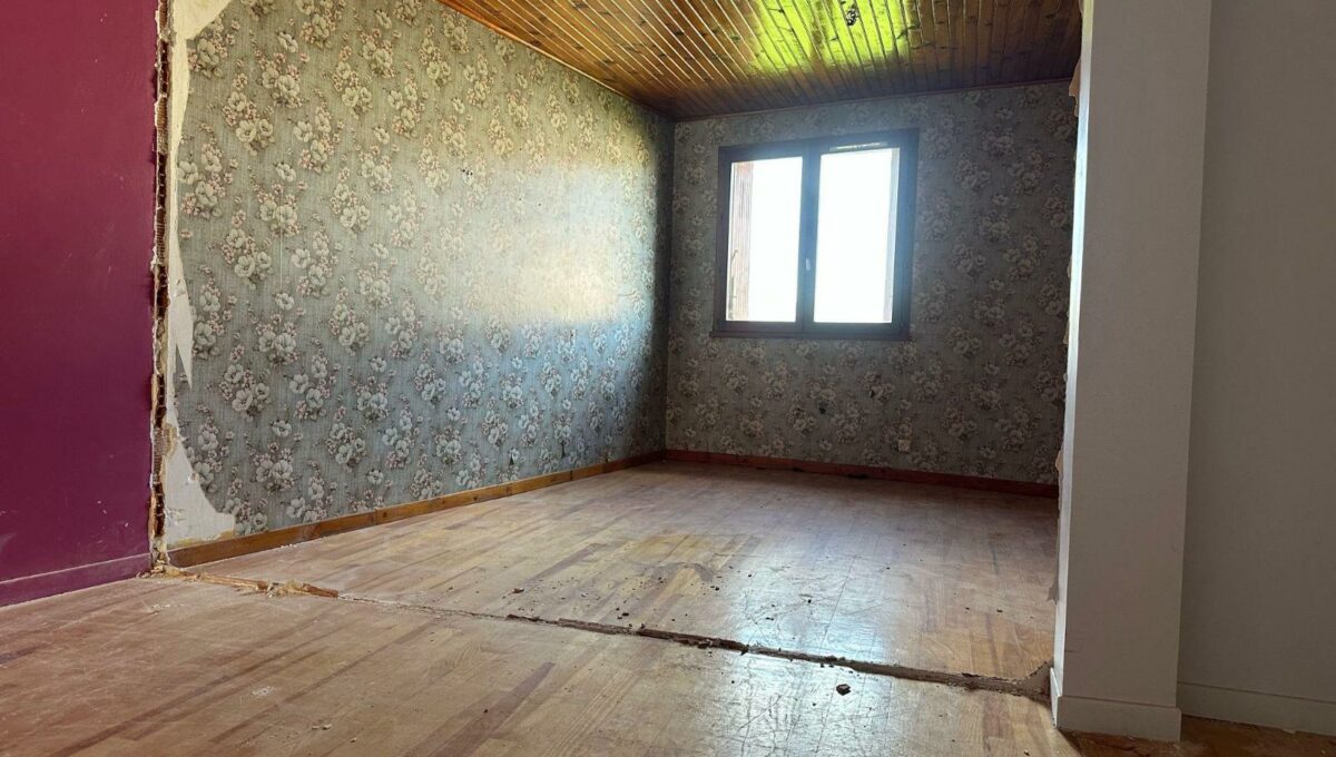 1ce4080b-d4a3-4c3b-9571-4d9ab100693f-16094454803928399246