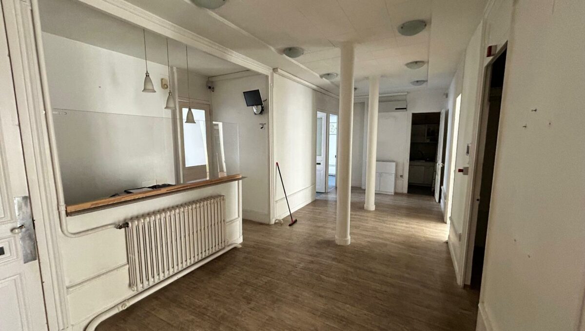 IMG_2519-7996350323392958263