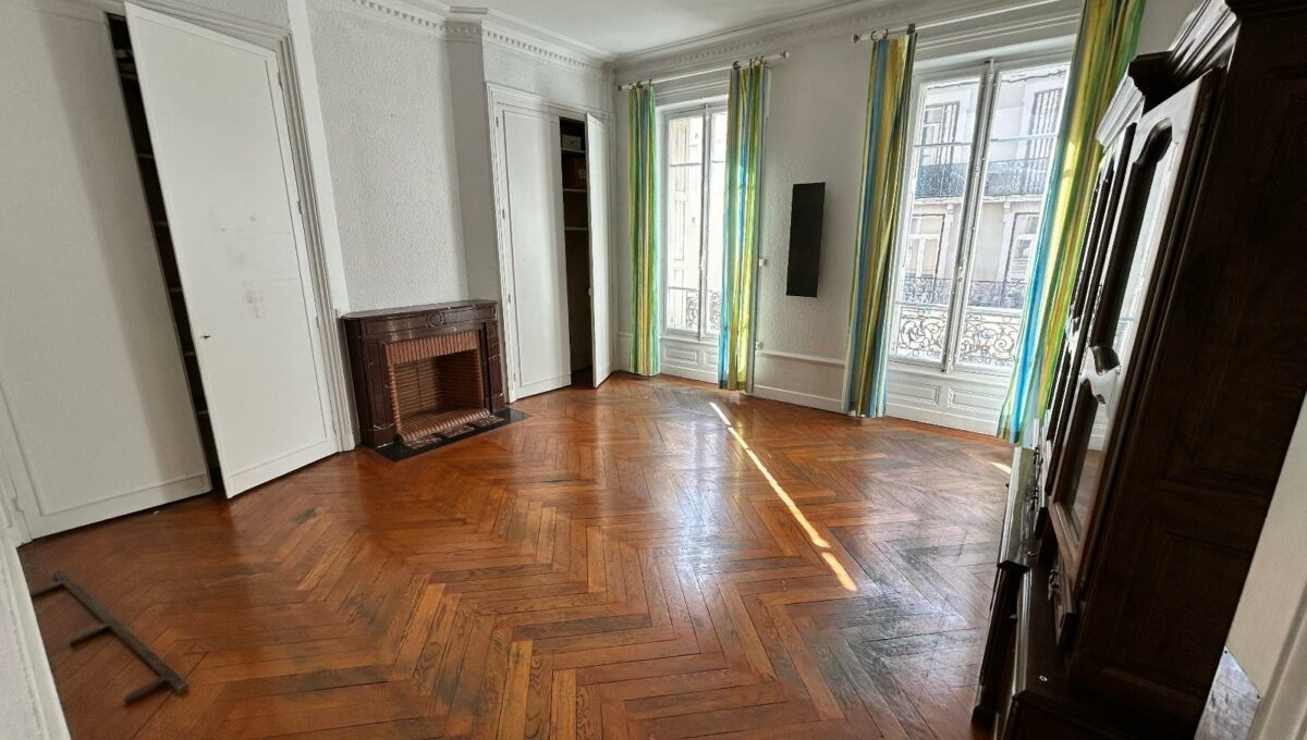 IMG_2523-9225762087440927394