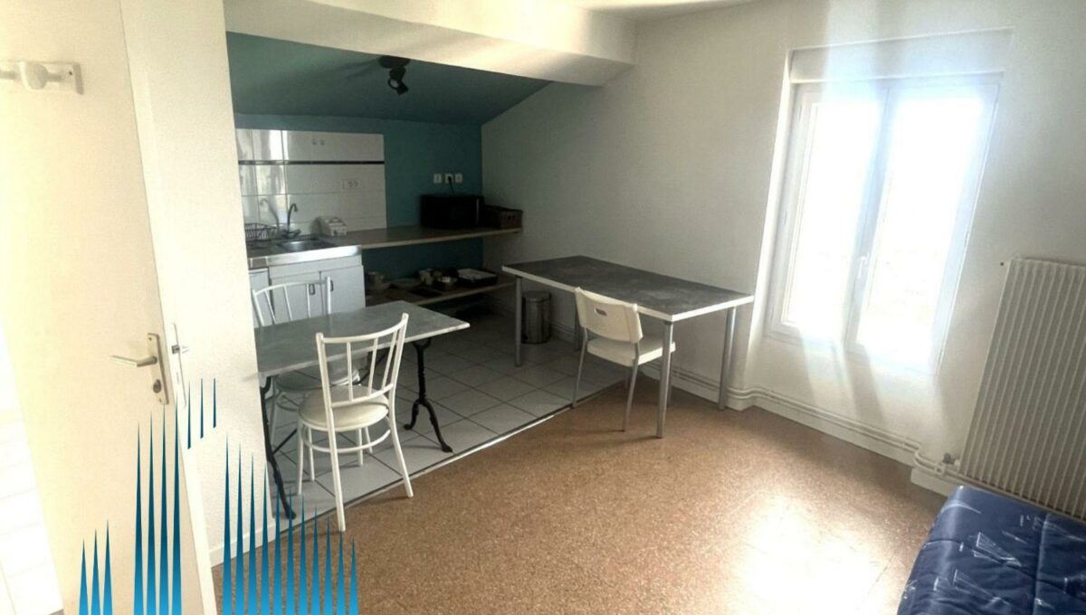 01_196-2932951783594035913