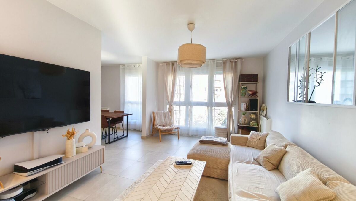 1741017438564-2345529383547501268