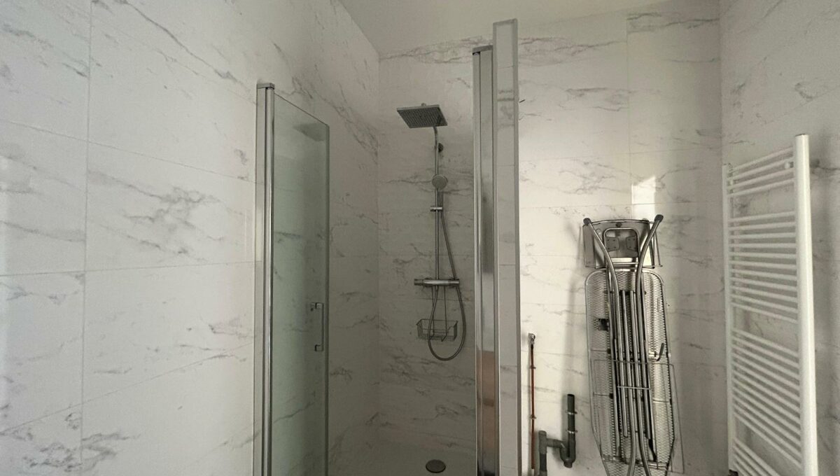 IMG_1014-17328831760052800368