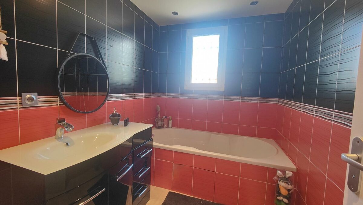 IMG_20241031_124221-5708590239417261007