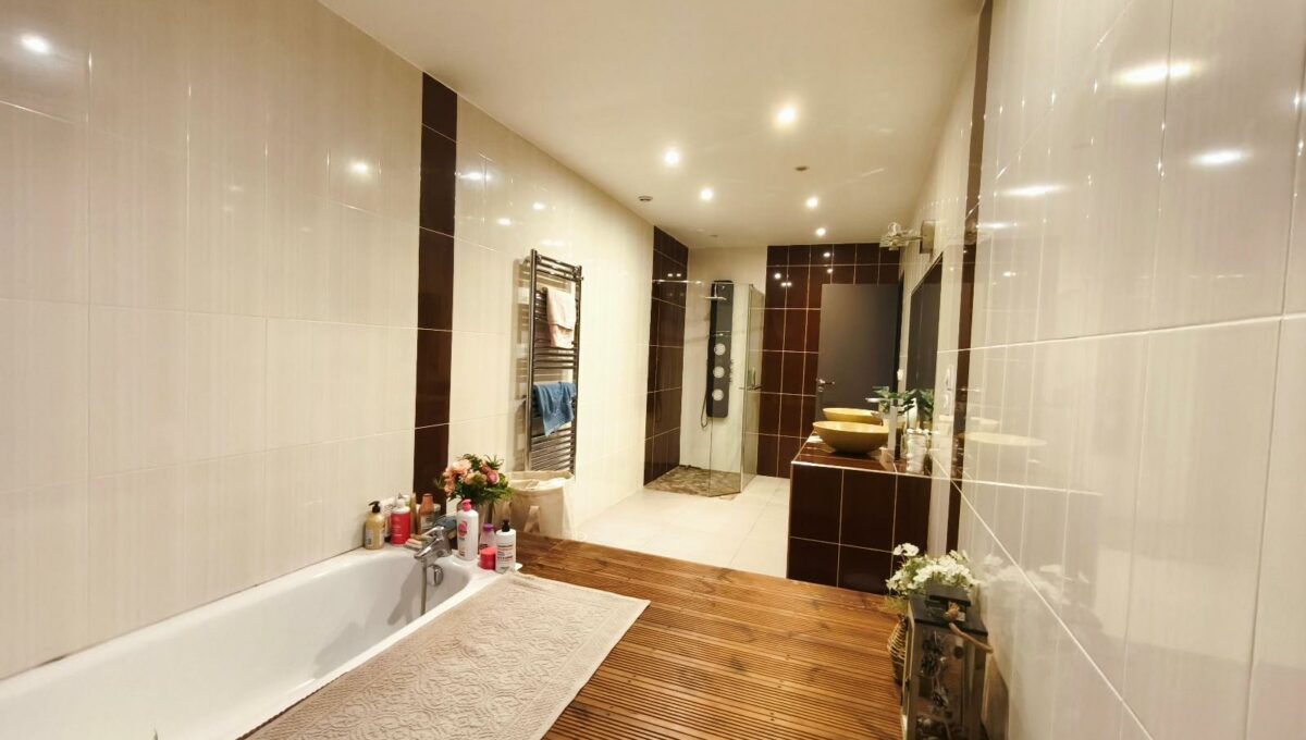 IMG_20250711_112558-8293494096674242303