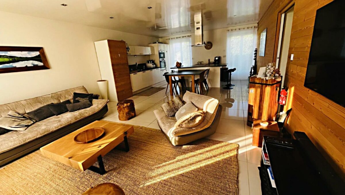 IMG_20251024_170347-15878588278979853696