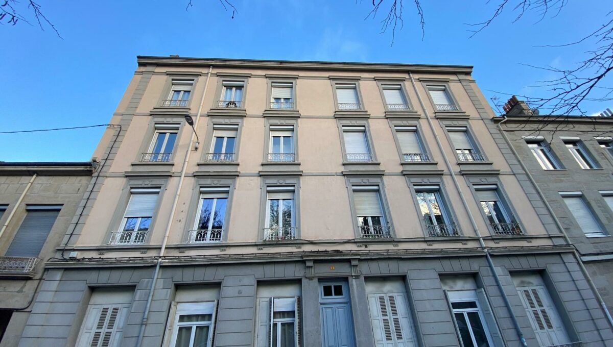 Immeuble-18425068022849576961