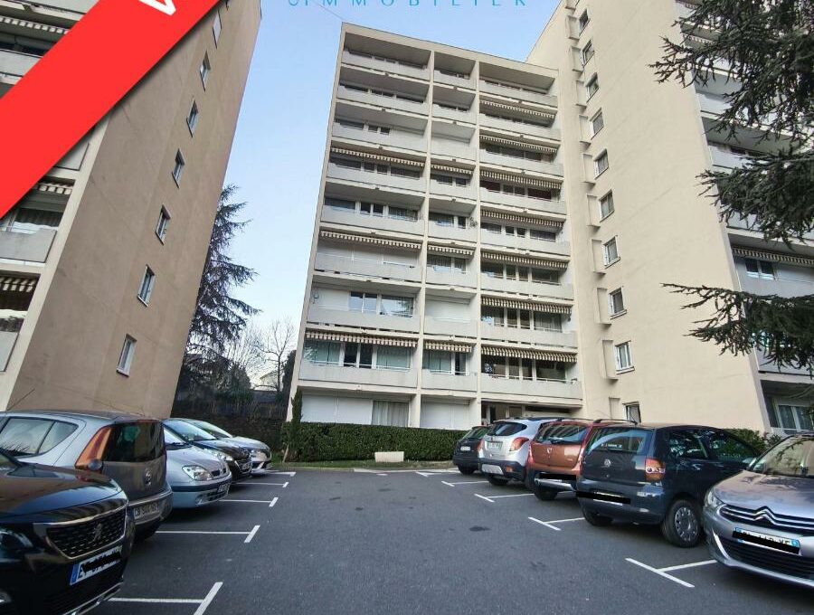 vendu-Design_sans_titre_-_2025-05-15T143016_882-4267609020468347753