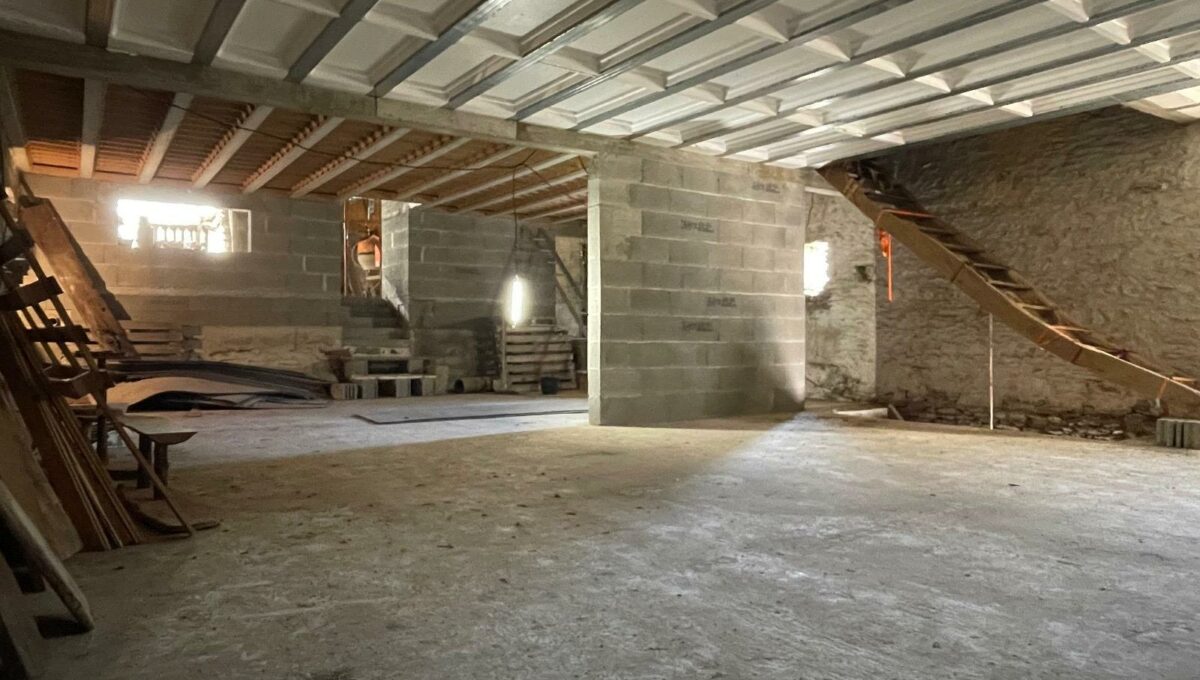 1da1280d-dd6b-4a34-889b-ce955661c546-4027767226139745065