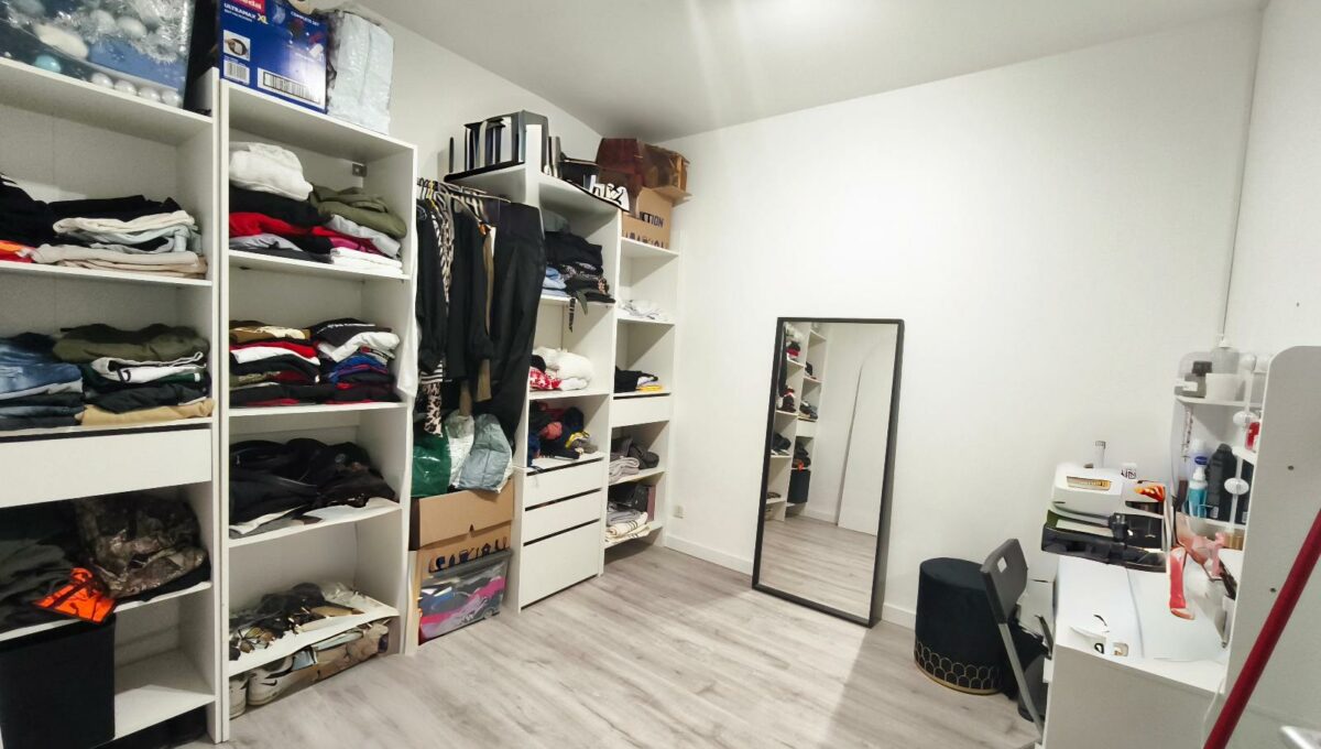 IMG_20251128_160333-9587493062933870232