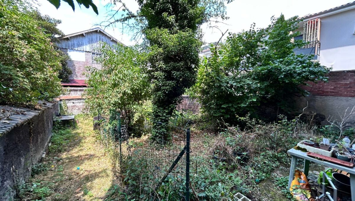 IMG_2102-3416019635621829860