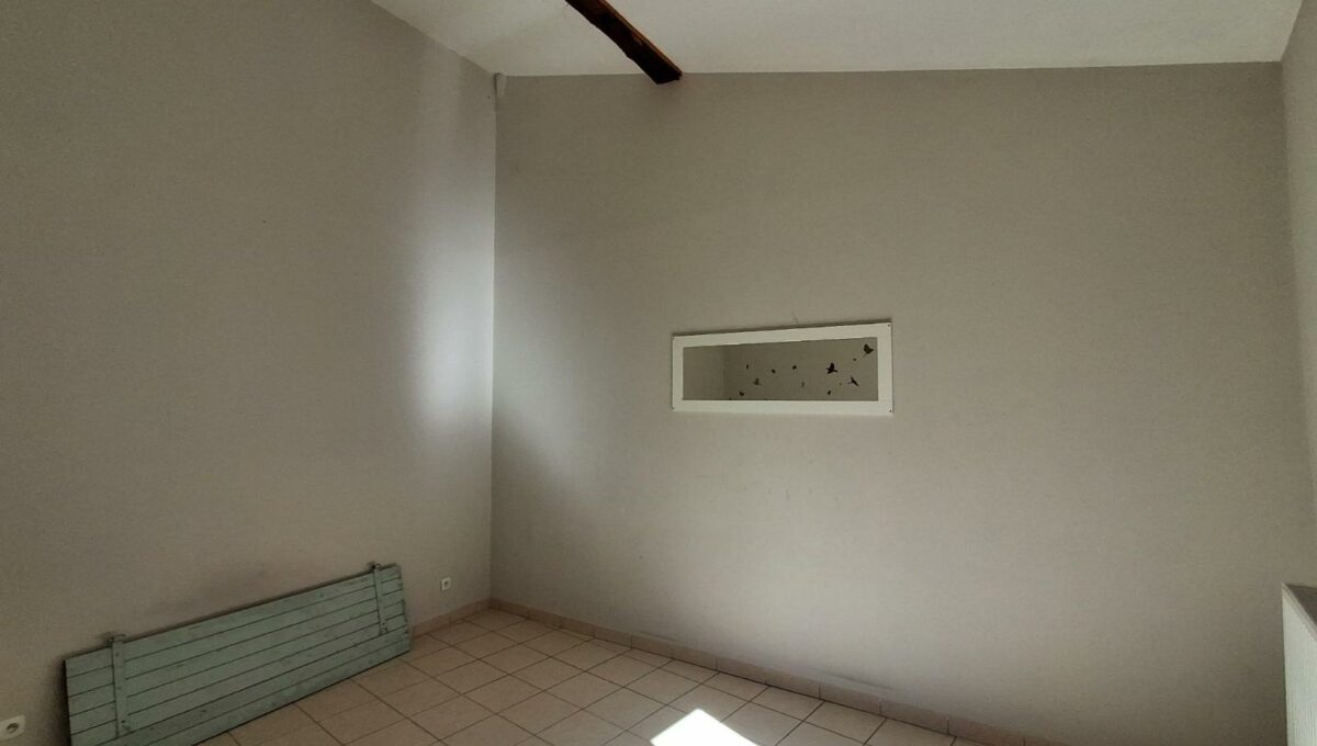 4-6195257830238598599