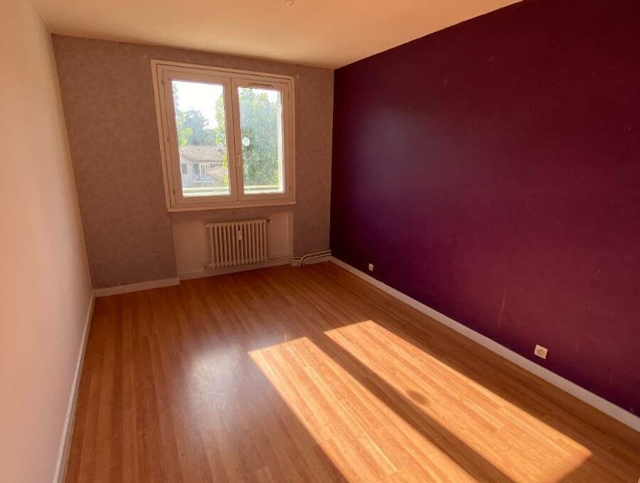 90-IMG_0084-2614185823531386778