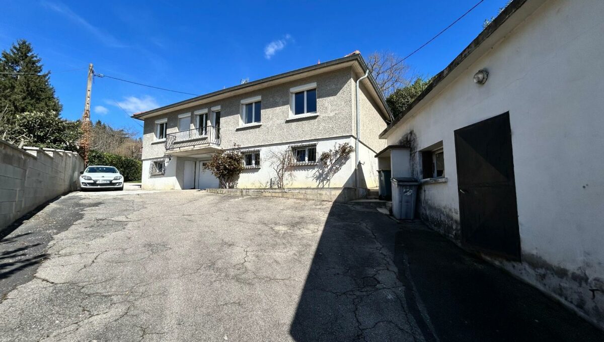 IMG_3785-2740536946078232876