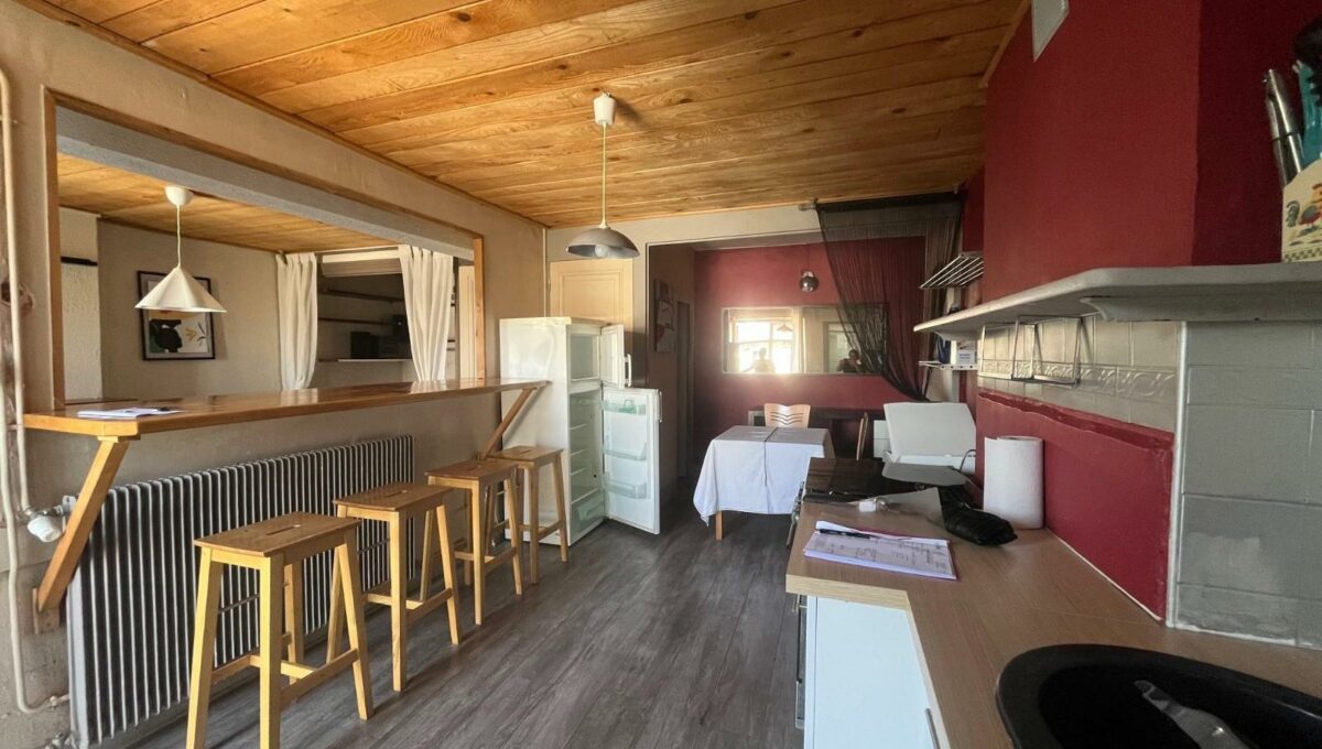 3-1810481795865029785