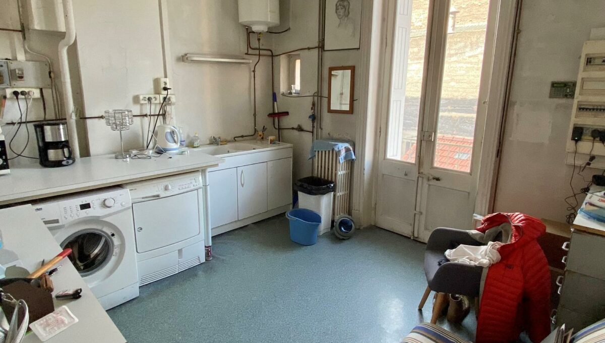 6-18106544922508716663