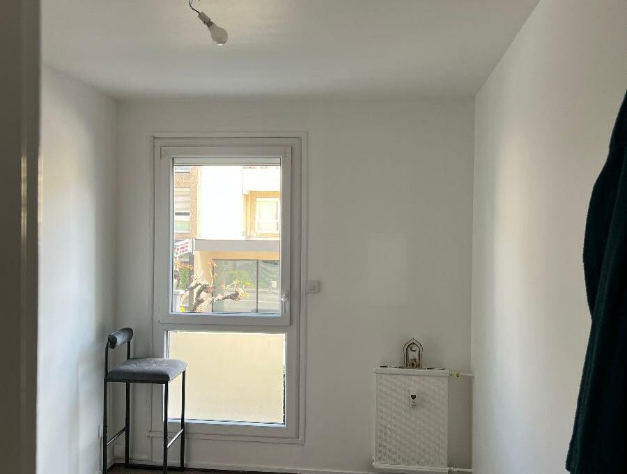 90-IMG_0566-2909971786333553056