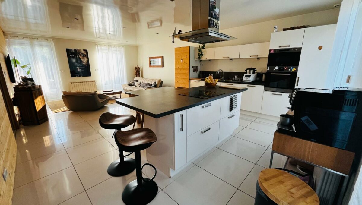 IMG-20251023-WA0008-15559414932853038753