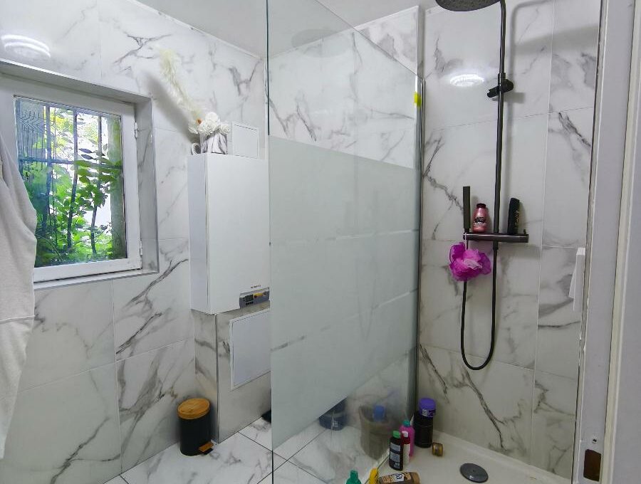 IMG_20250515_173629-105199734314215280