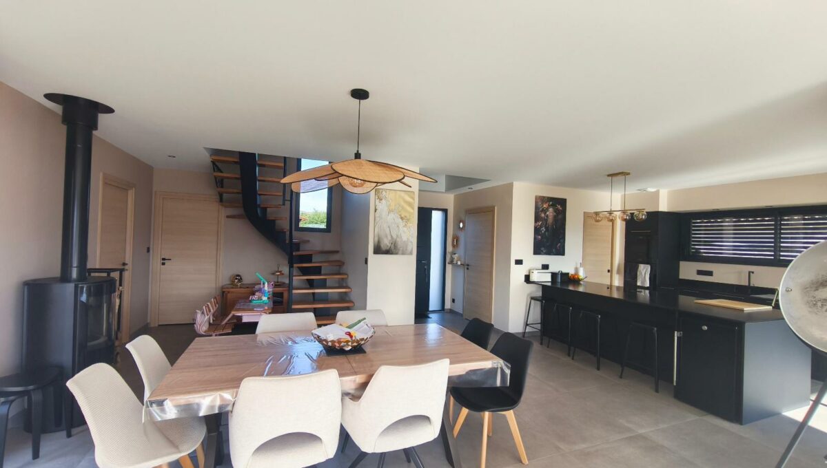 IMG_20251122_120206-9325190267194350305