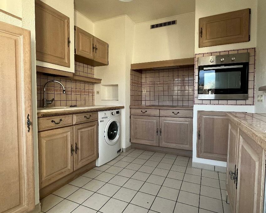 IMG_E1727_2-1955948009111095264