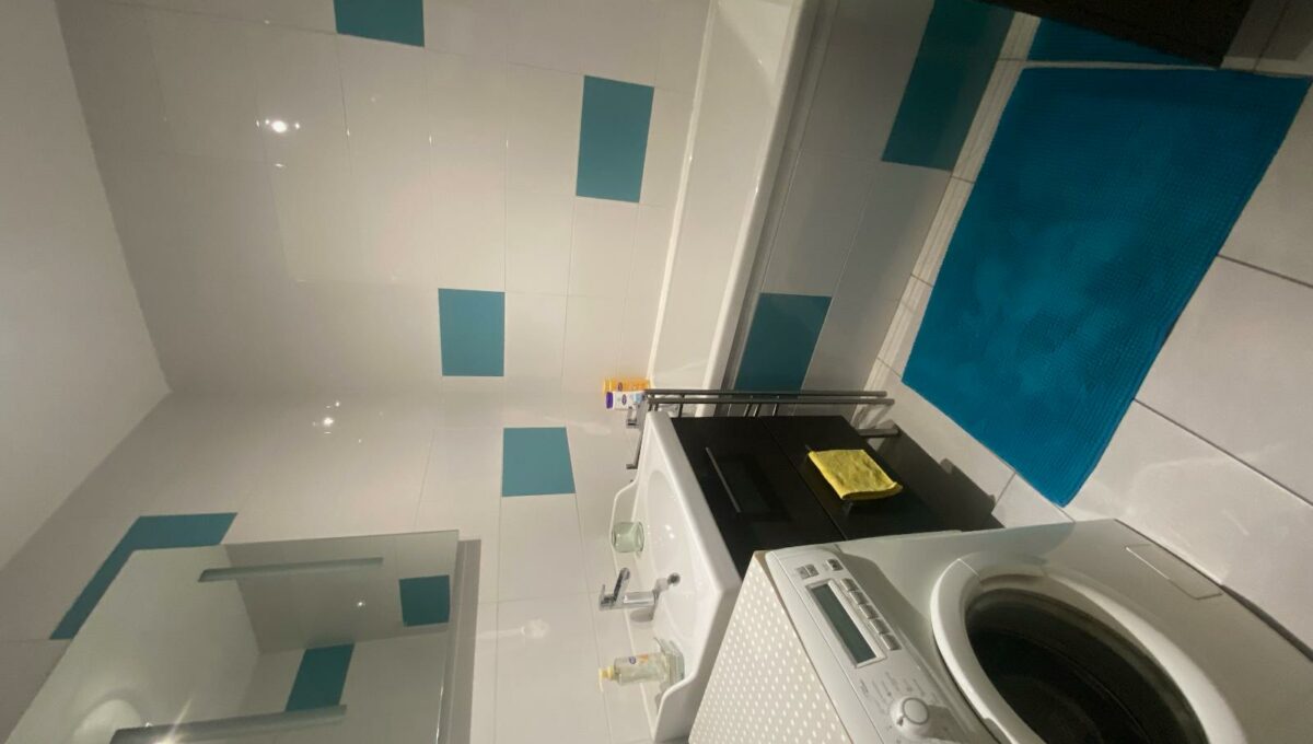 image2-13230086802815577964