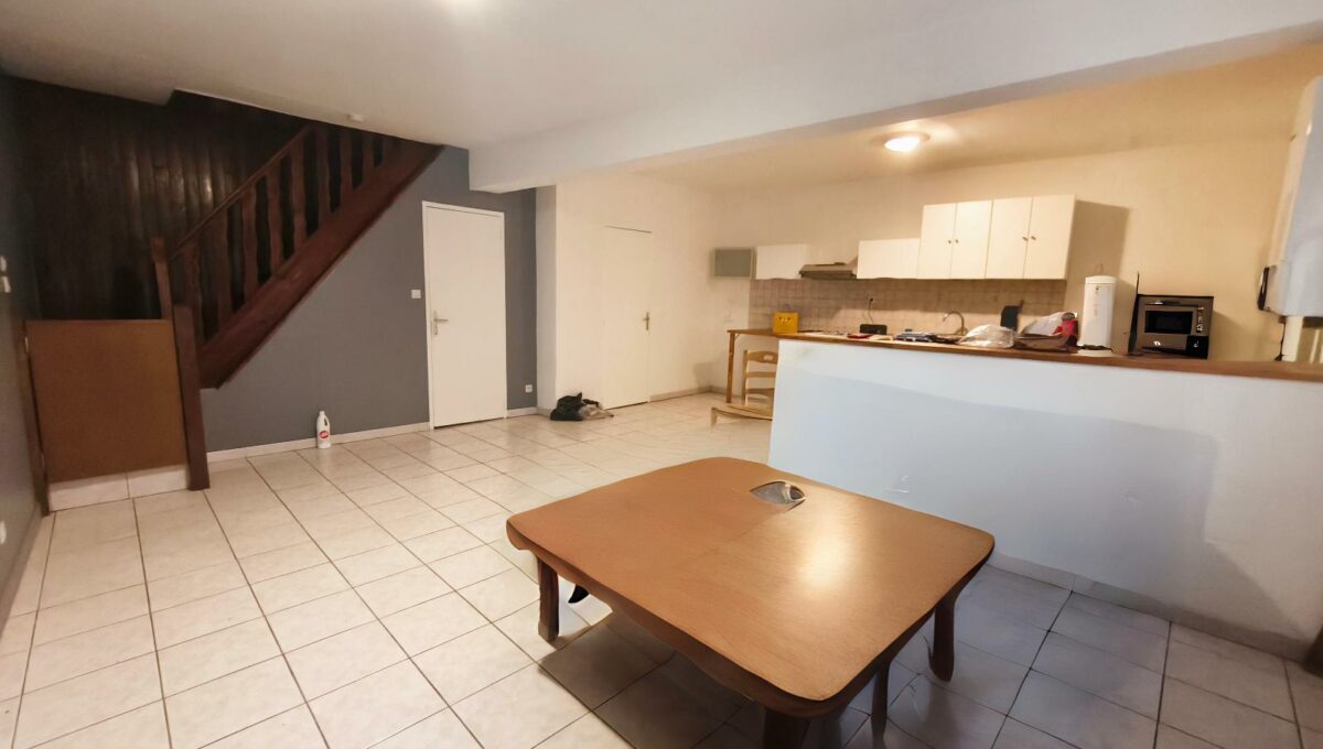 Appartement 3 pièces 78 m² · à Saint-Chamond · 78 m² · 75 000 €
