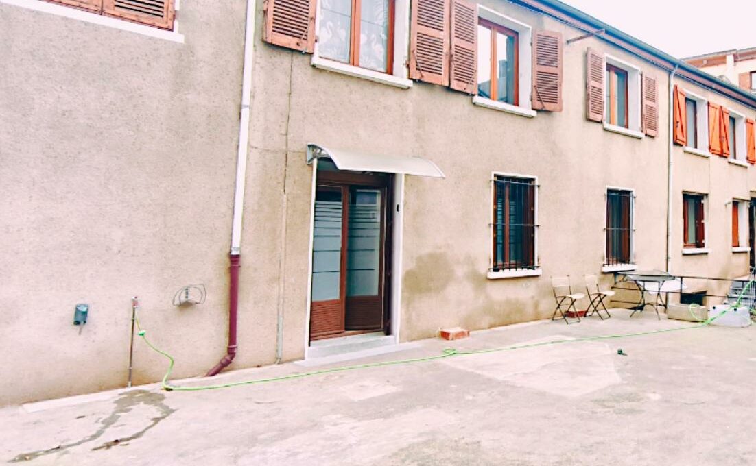 Appartement 3 pièces 83 m² · à Saint-Chamond · 82,5 m² · 135 000 €
